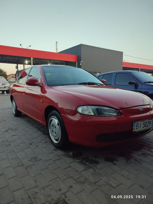 Хюндай 1.8 бензин