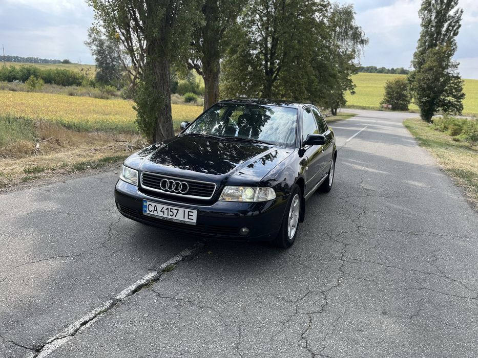 Audi a4 b5 1.6 газ бенз 2000р
