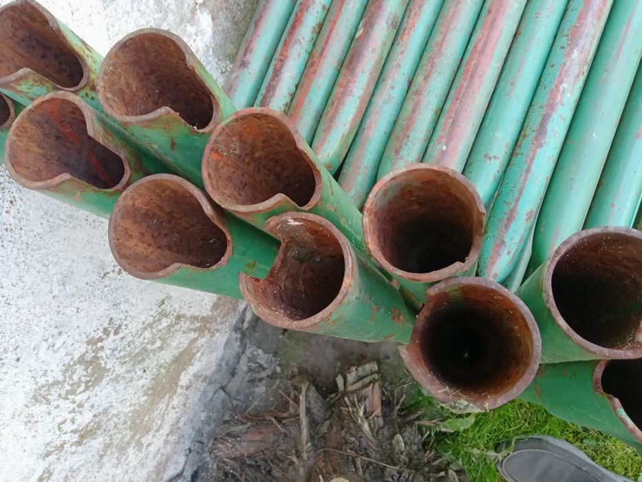 Rusztowanie warszawskie PRL masywne.