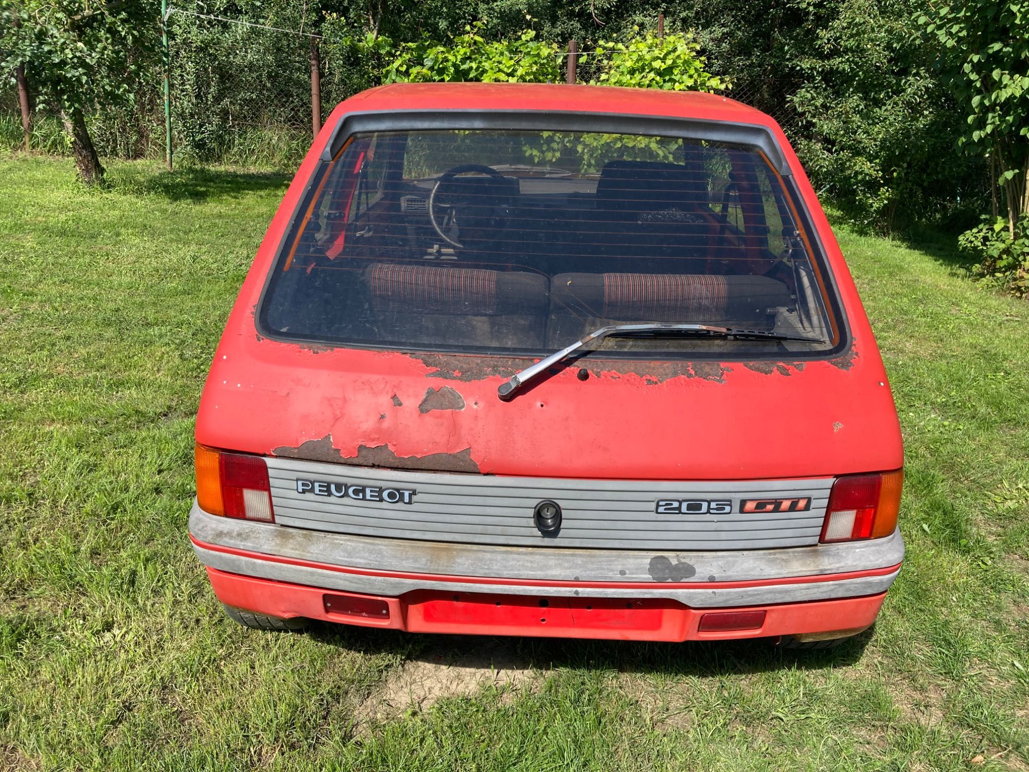 Hotchatch 205gti export Hot Hatch