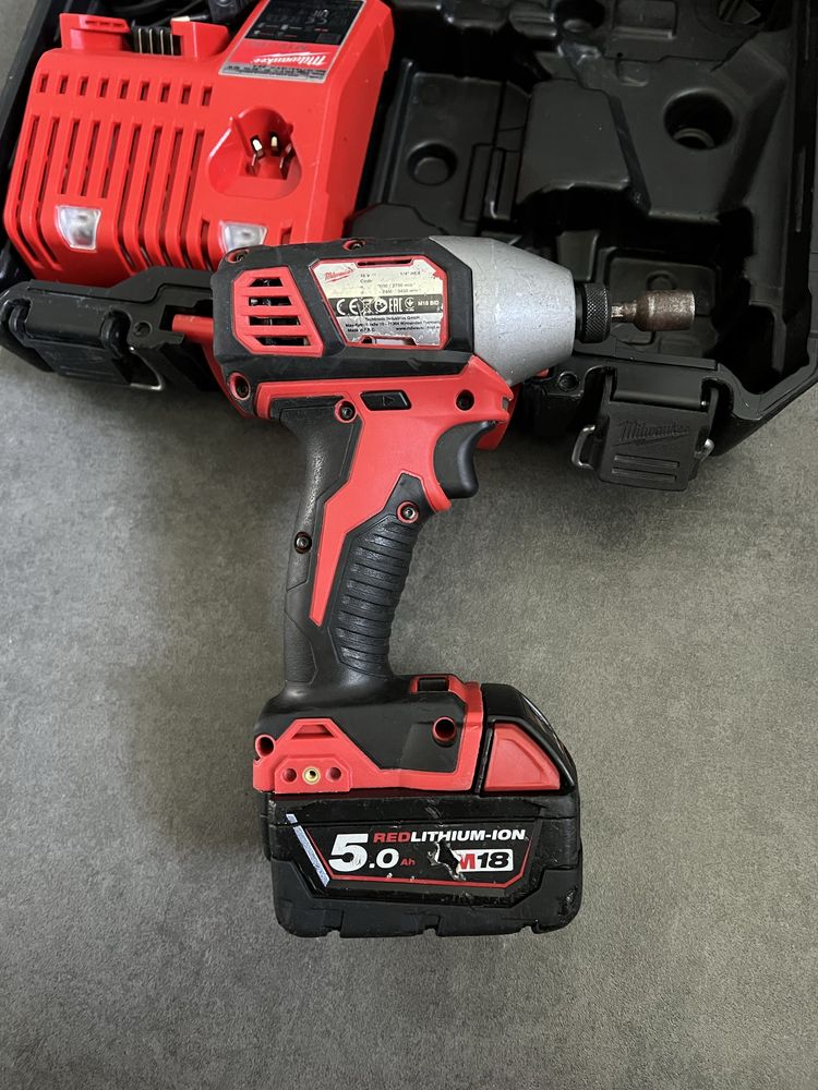 Акум.імпакт  Milwaukee M18 BID