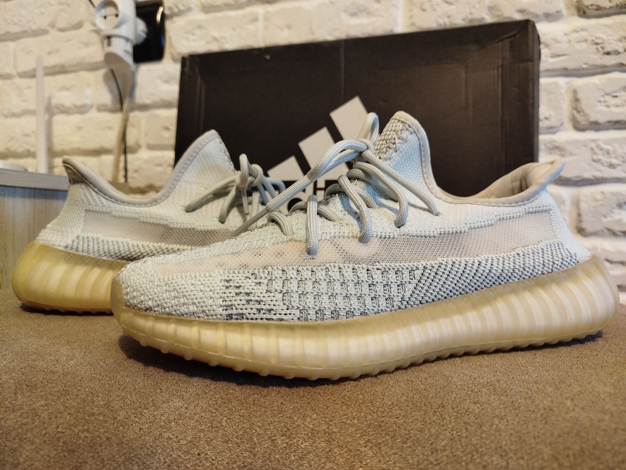 Чоловічі Кросівки Adidas Yezzy boost 25,5см