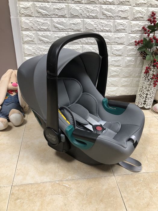 Автокрісло Britax Römer BABY-SAFE3 i-SIZE Група 0+ (0-13 кг) брітакс