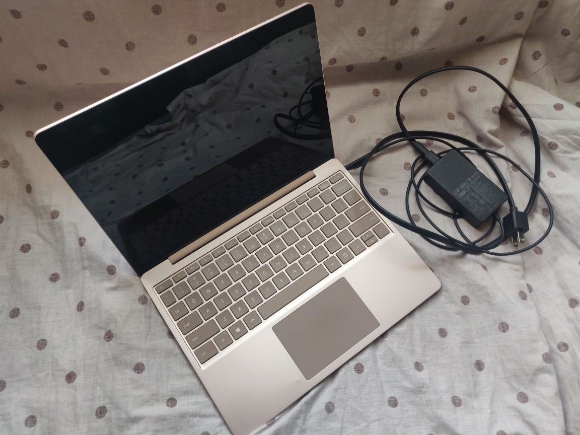 Microsoft laptop go 2 ( не рабочий) 8/128