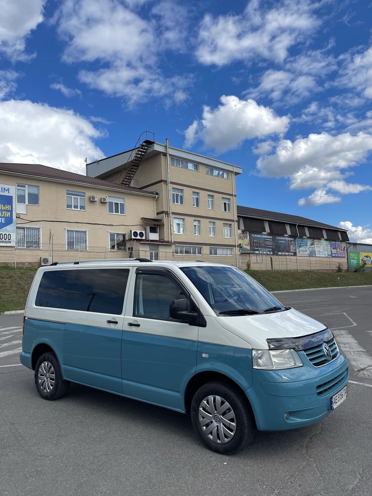 Volkswagen T5 2009 газ/бенз, Оригінальний пасажир, бус, мінівен, обмін