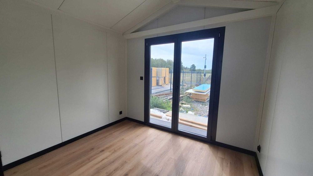 Domek mieszkalny całoroczny z płyty PIR 100 OD RĘKI