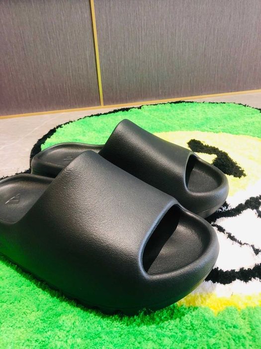 Buty Klapki adidas Yeezy Slide Onyx Rozmiar.39