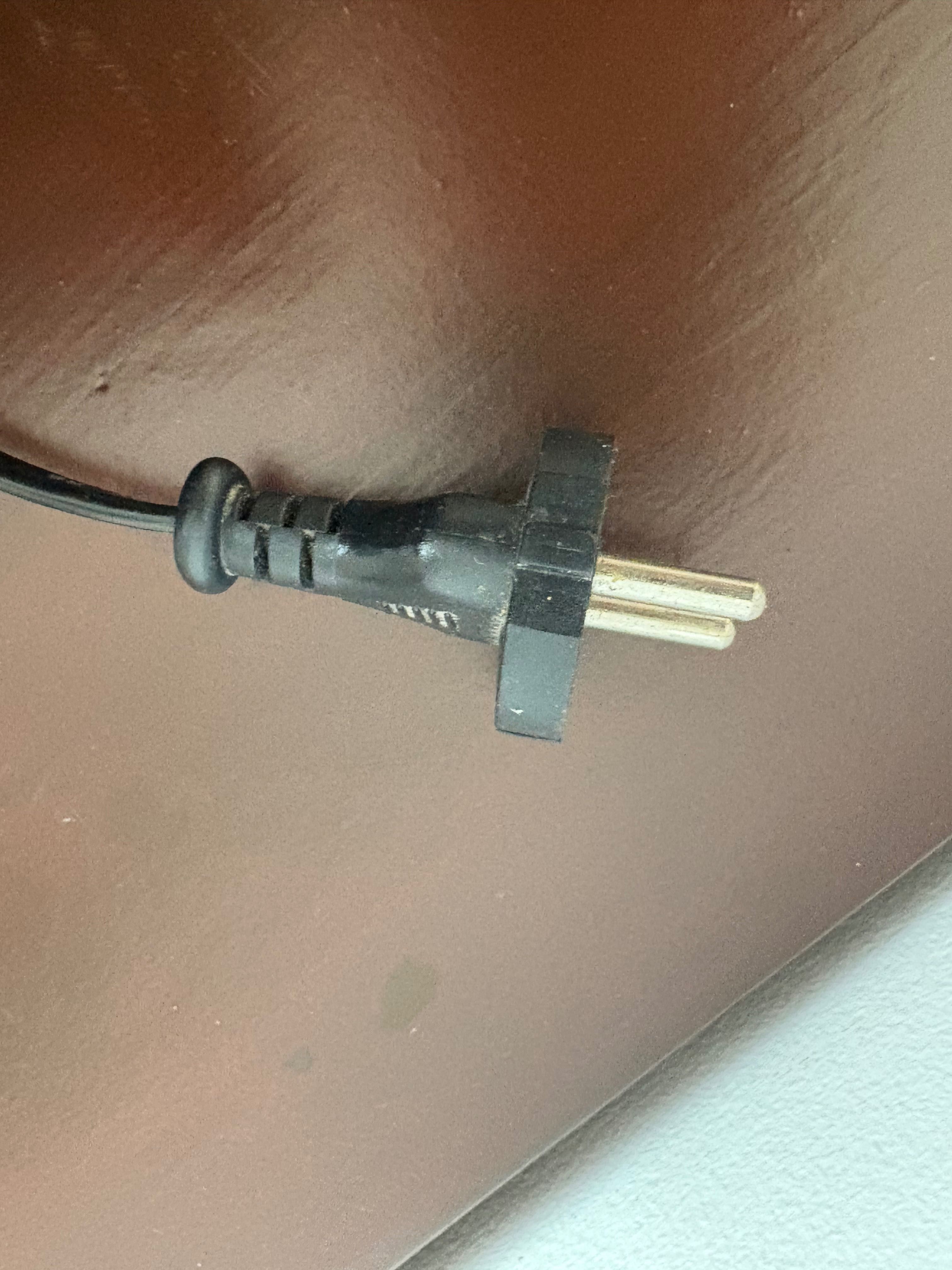 Espremedor de citrinos elétrico