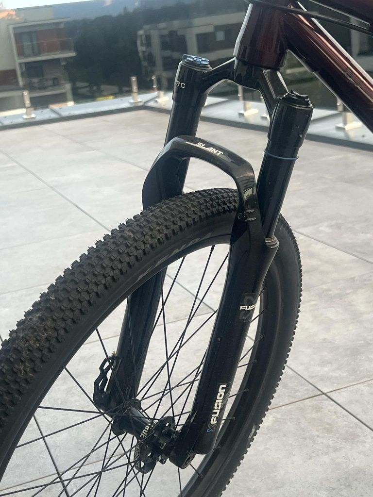 Rower dirt  metropolis  1 2021