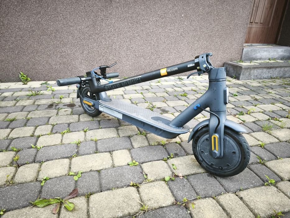 Mi Electric Scooter 3