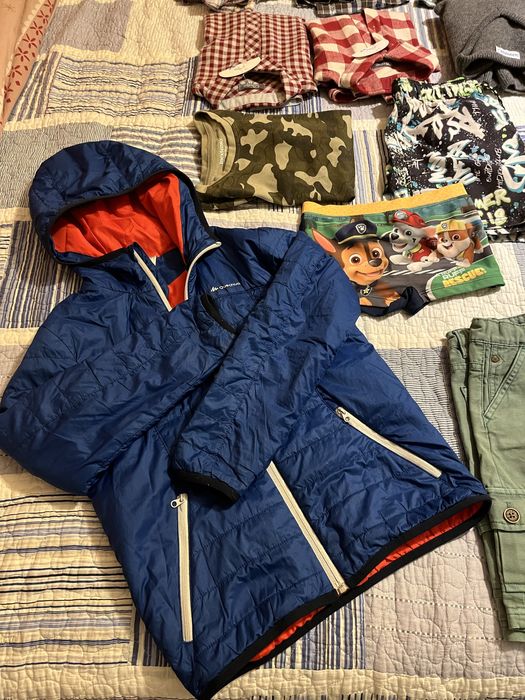 Roupa nova e como nova, menino 6-8 anos (22 peças)