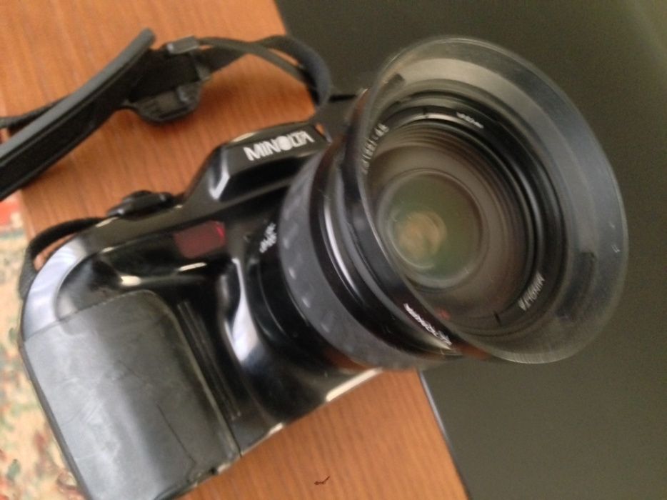 Objetiva Minolta 7Xi  28x105 para Sony