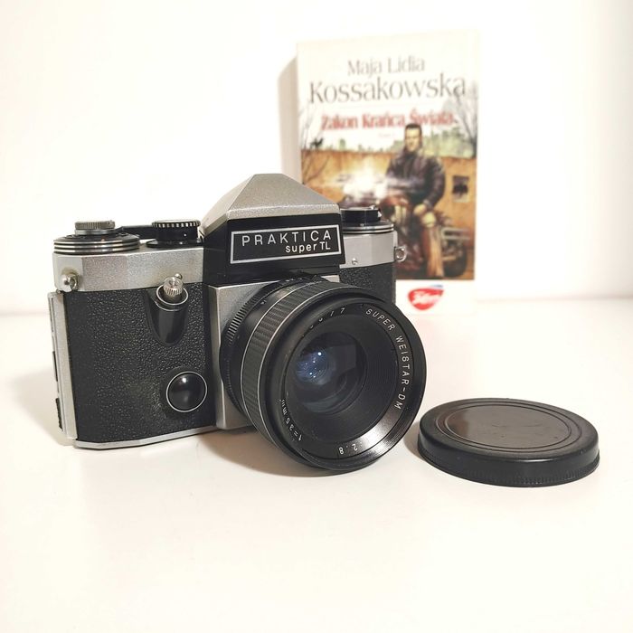 Analogowa Lustrzanka Praktica Super TL z Super Weistar-DM 1:2,8 35mm.