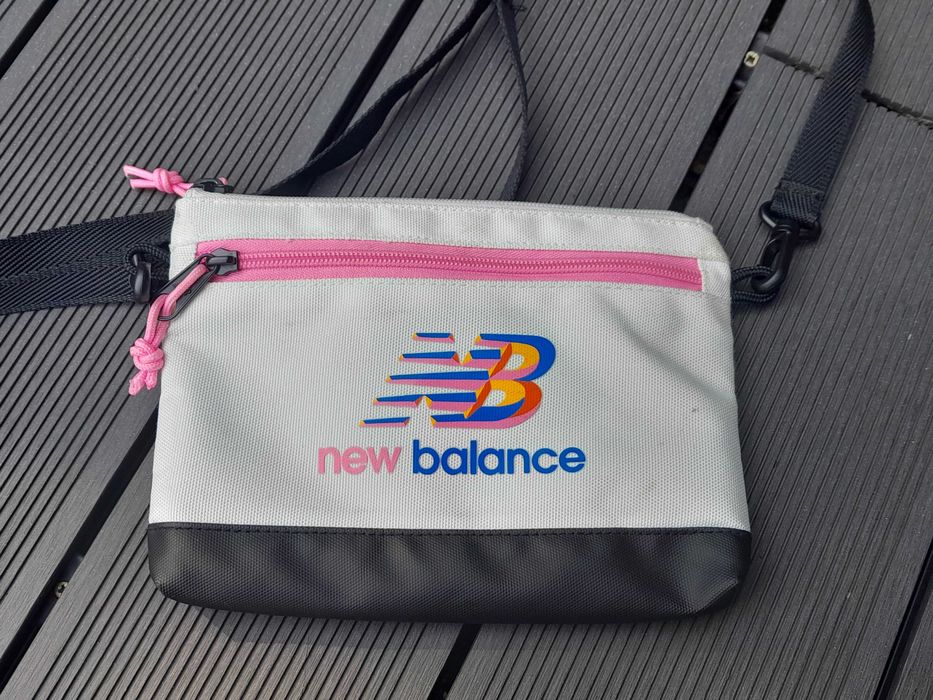 Saszetka torebka New Balance niewiele używana