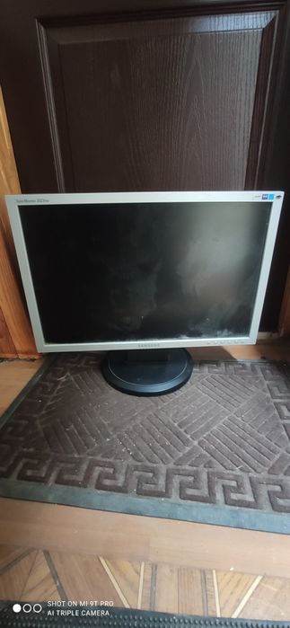 Монитор Samsung syncmaster