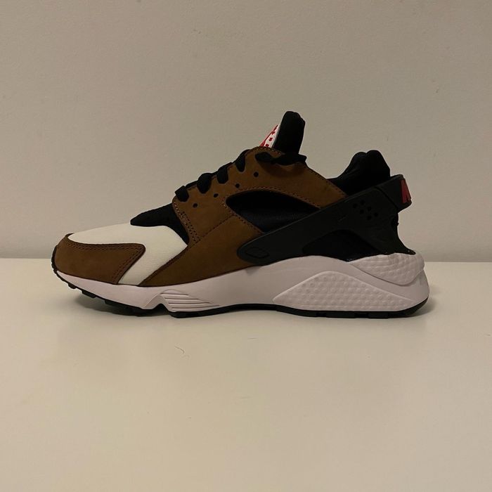 Nike Hurache Brown/White + Meias
