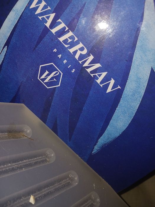 Expositor de canetas paris