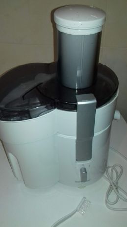 Máquina de sumos e legumes