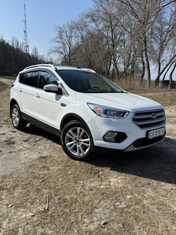 Продам Ford Kuga