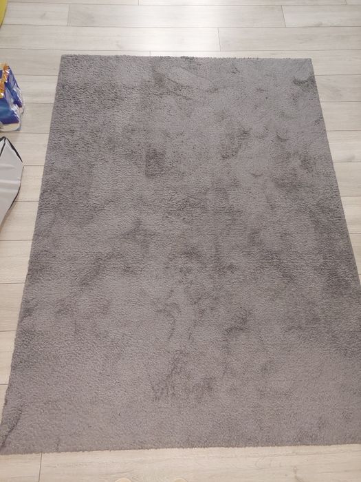 Szary dywan 140/190