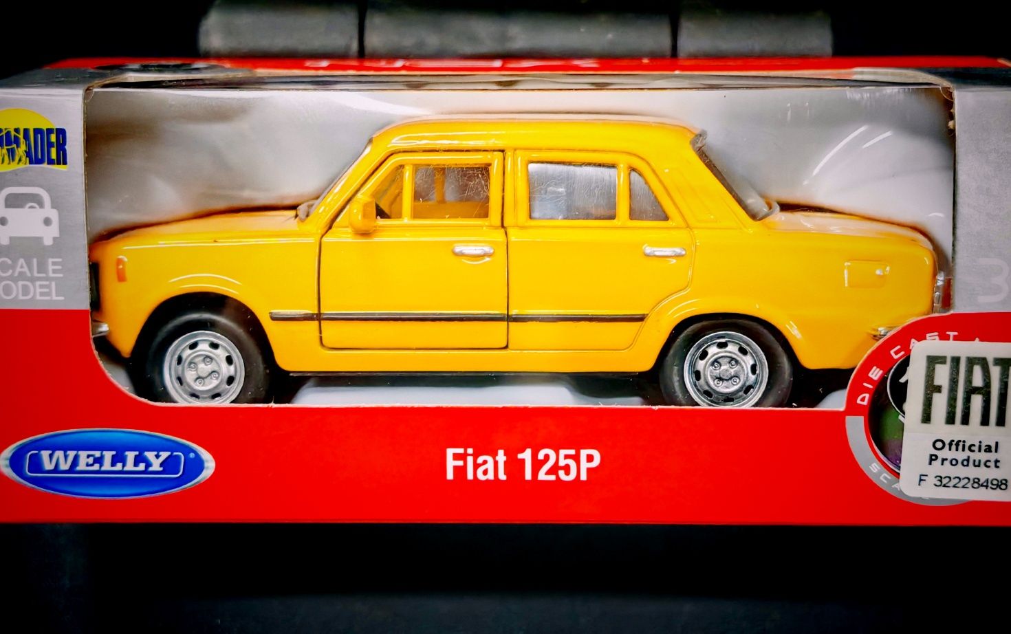 Fiat 125P 1:34 Welly NEX Dromader