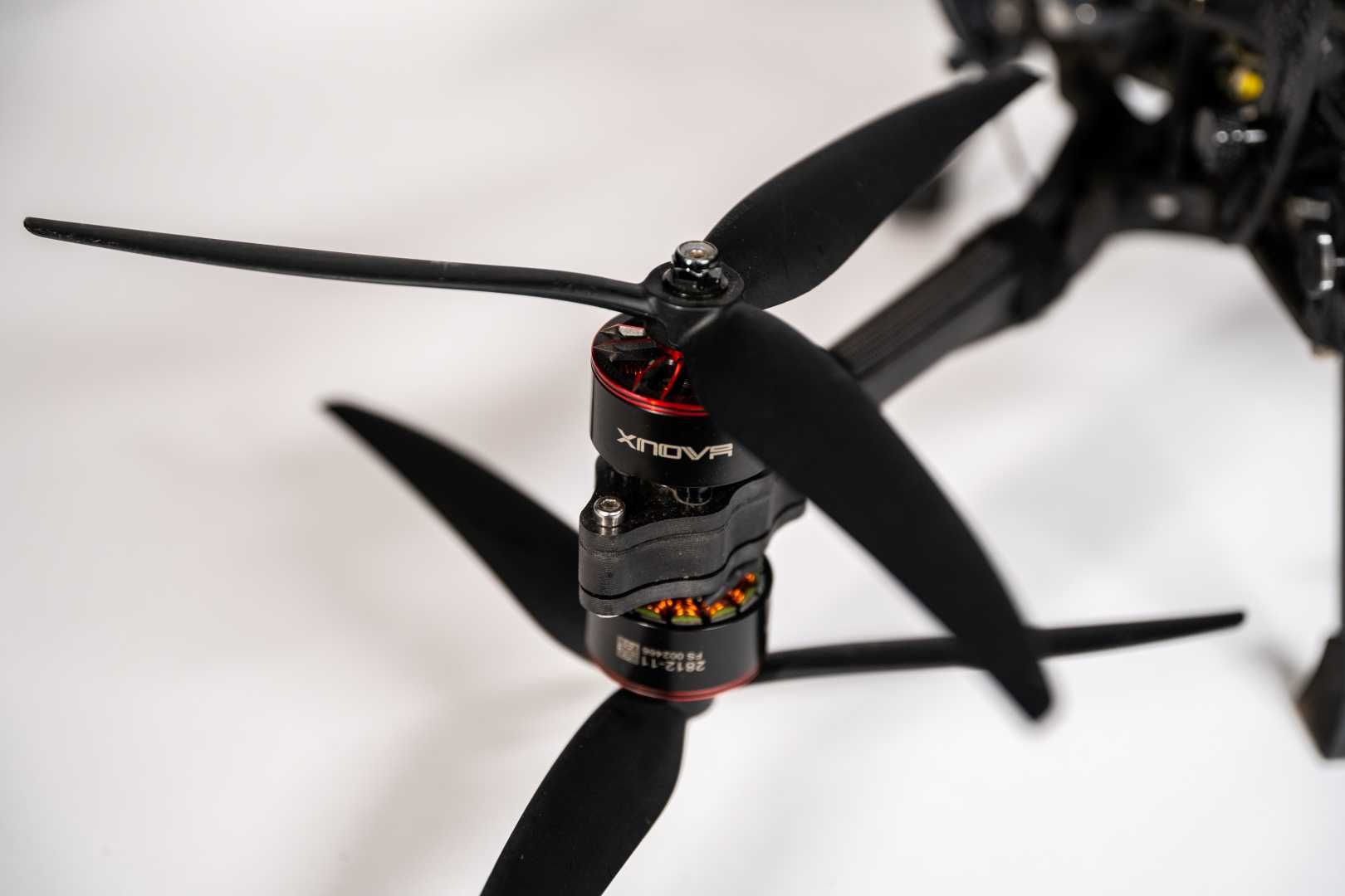 Cinelifter FPV La Mamba 9" + Baterie