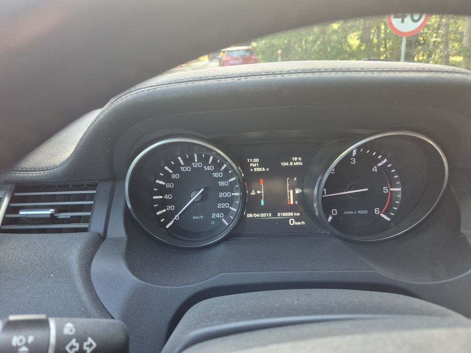 Range Rover ładny3 dzwiowy