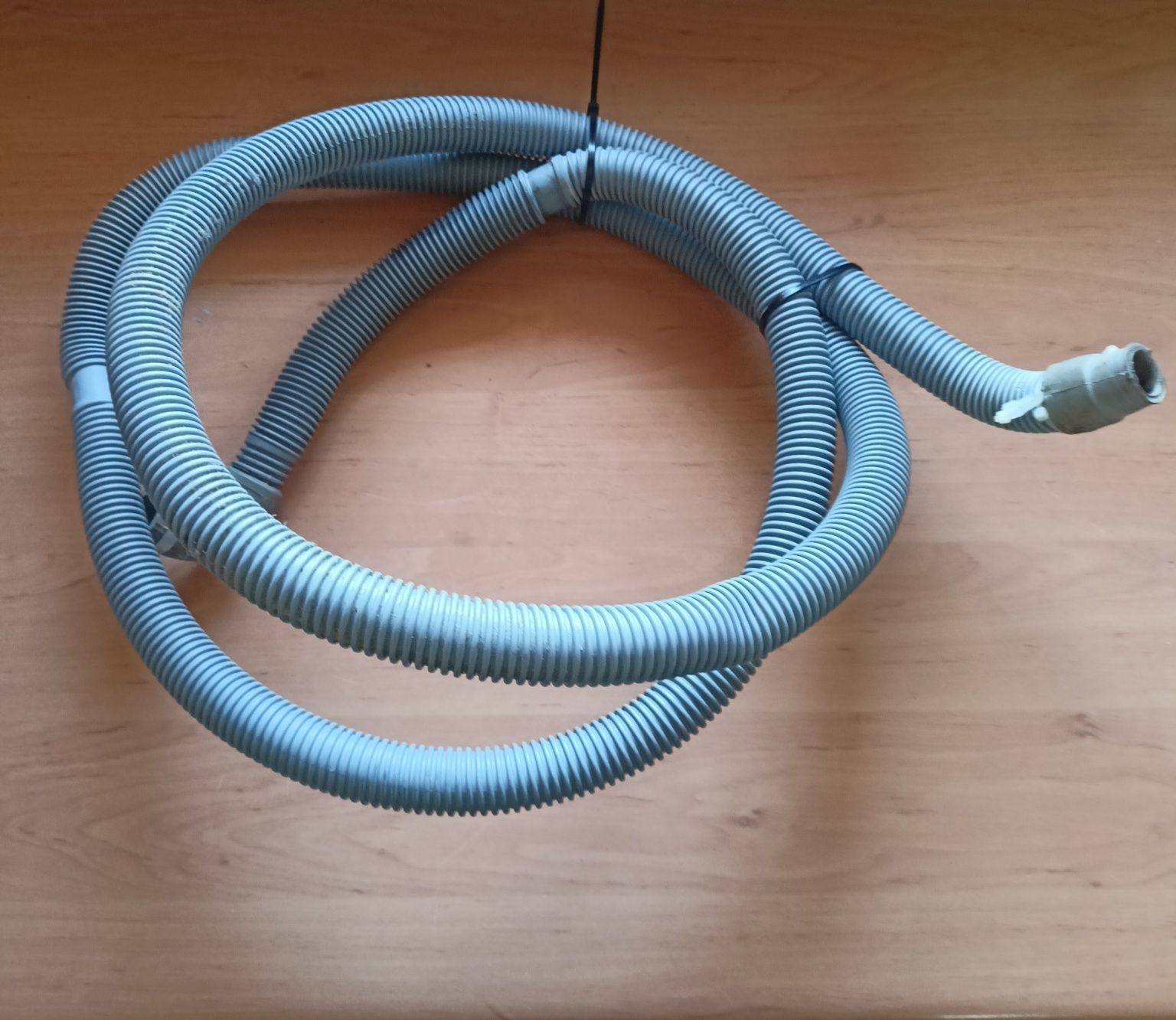 Wąż pralki Electrolux EWP11274TW