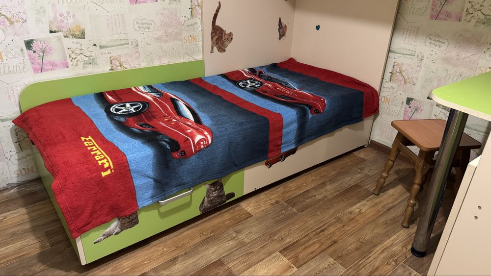 Детская мебель , двухуровневая