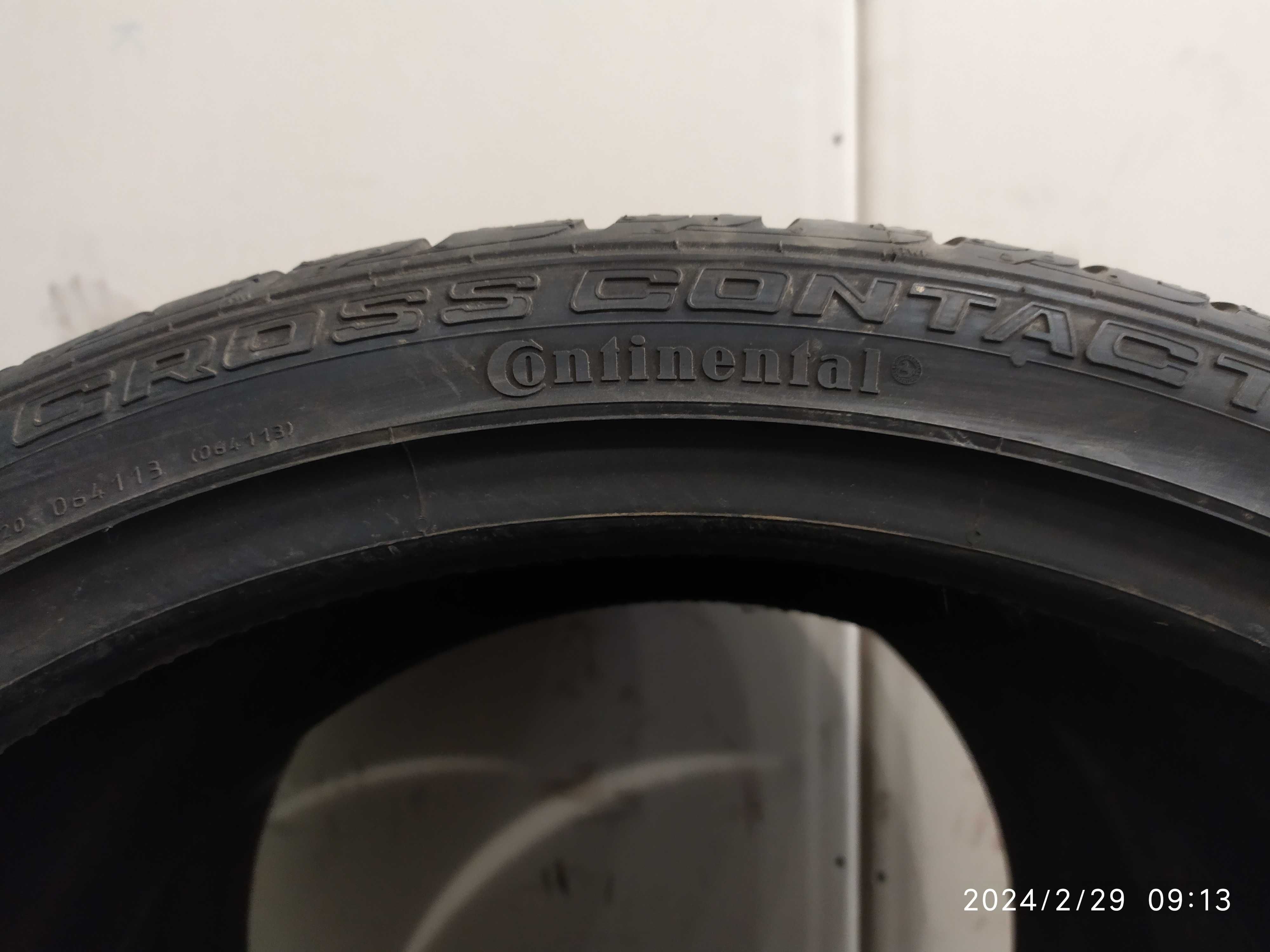 легкові шини літні 295/30R22 Continental CrossContact