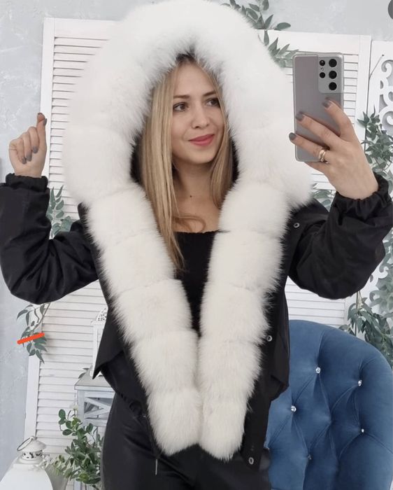 Бомбер зимовий , куртка з хутром чорнобурки , Блюфростом