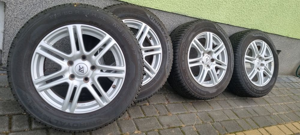 5x114,3 Honda Mazda Kia 215 60 R16 Uniroyal