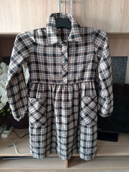 Сукня в клітинку на дівчинку 9-11 років, розмір 146, ціна 450грн