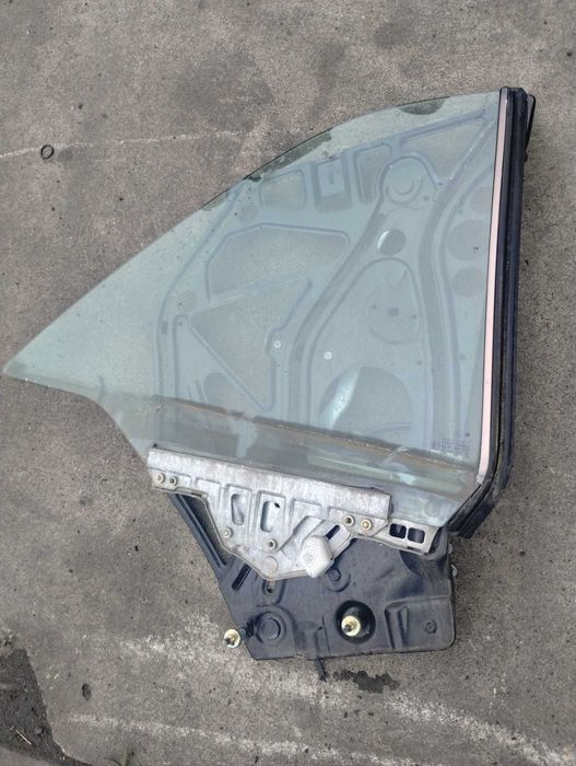 szyba prawy lewy tył podnośnik mechanizm  szyby Mercedes W124 Cabrio
