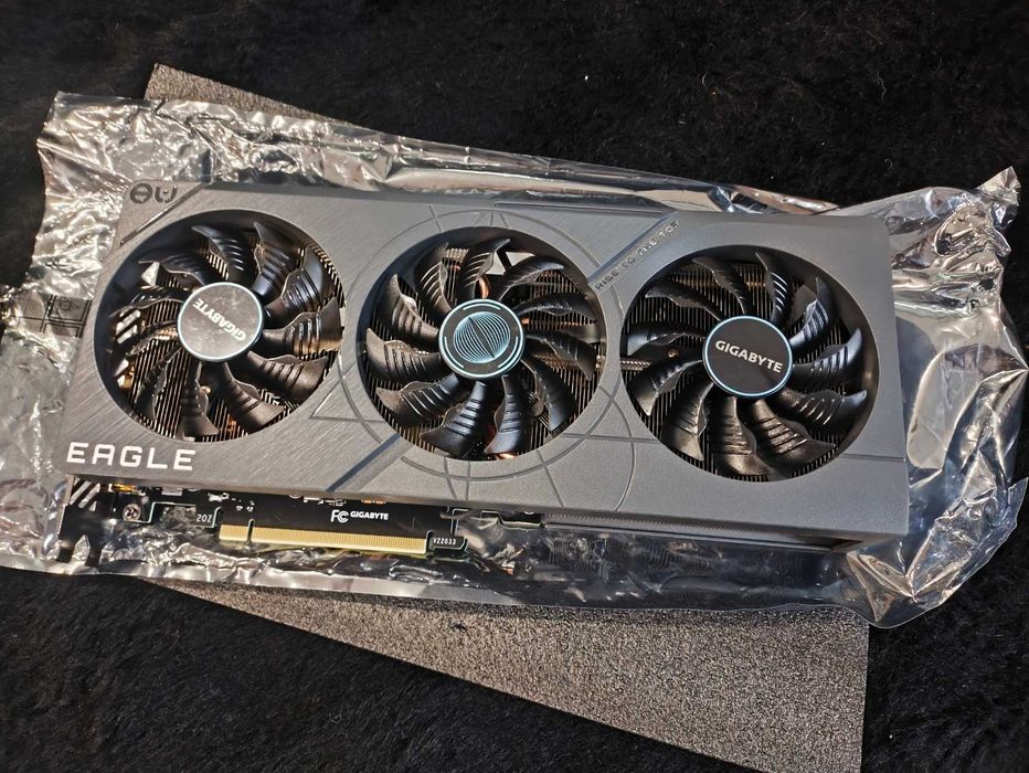Gigabyte GeForce RTX 4070 Ti Eagle OC 12GB GDDR6X