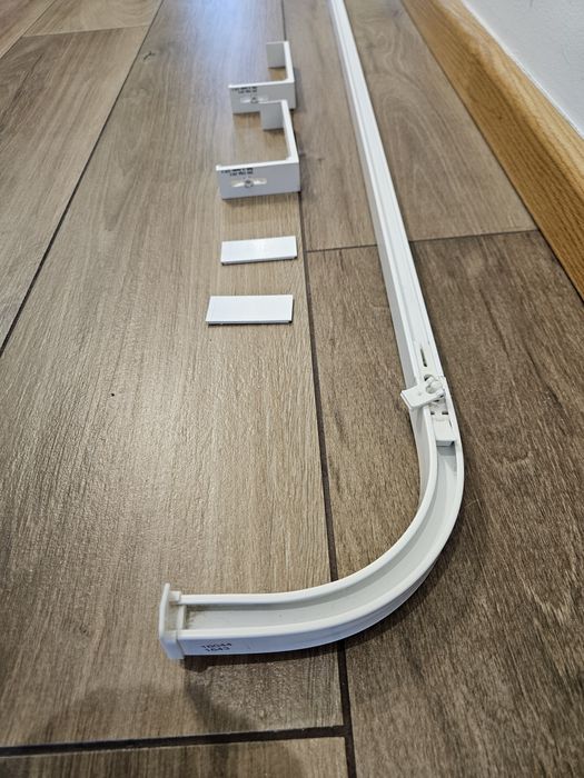 Karnisz szyna pojedyncza  naścienna Ikea Vidga 140 cm (160 cm z łukami