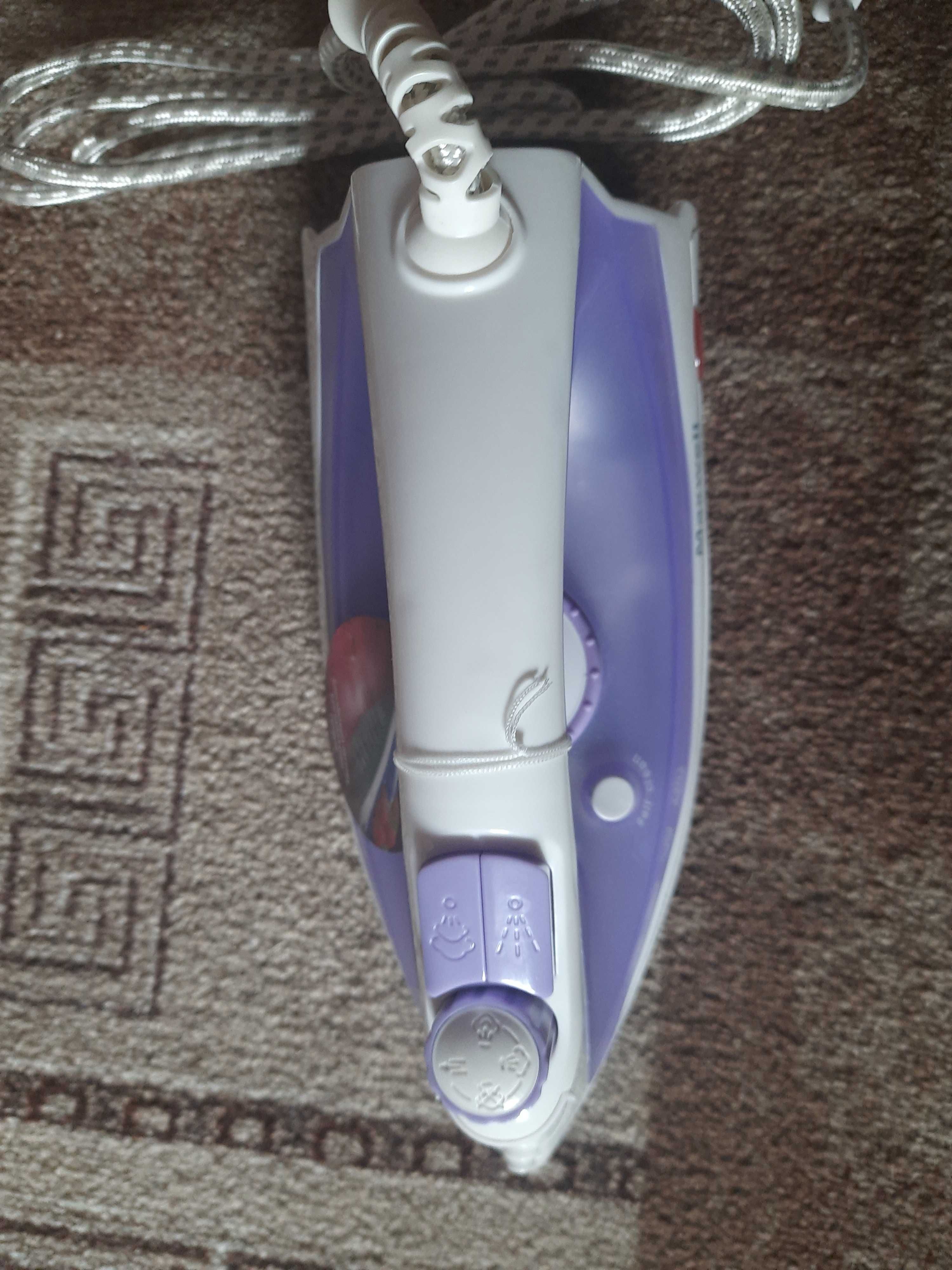 Утюг Maxwell MW-3005 VT