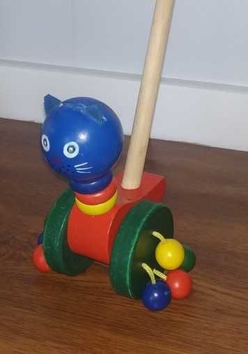 Деревянная игрушка каталка Wooden Toys в виде кошечки