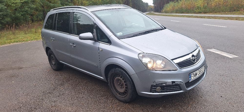 Zafira B 1.6 2007 nowy rozrząd Okazja.Siedem osób