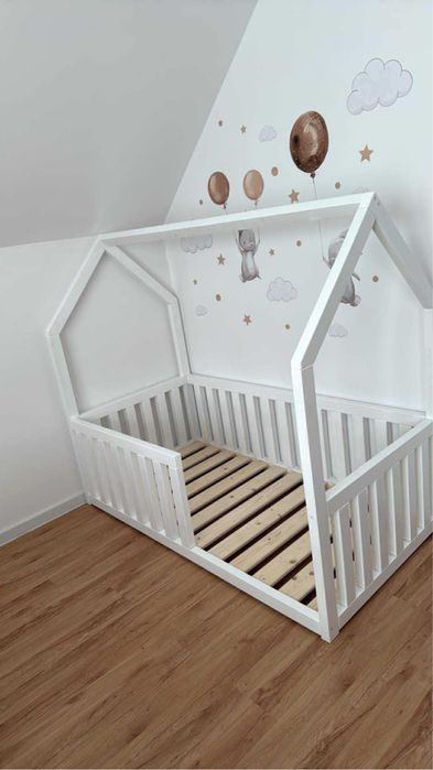 Łóżko dla dziecka (Drewniany domek, łóżko dom) - Bajeczne Drewno