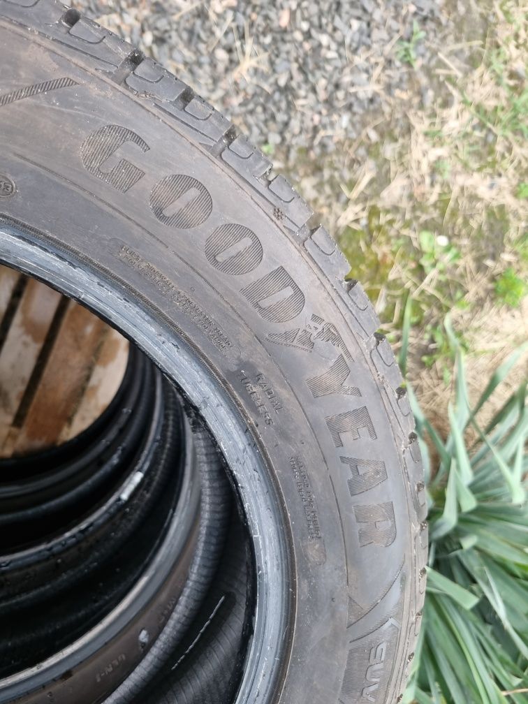Goodyear 215/60 r17 SUV Goodyear ultragrip performance 215/60 r17