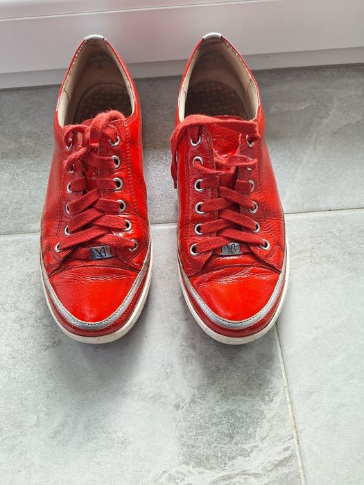 Skórzane buty caprice