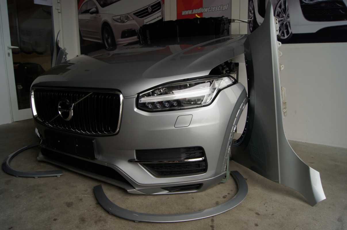 VOLVO XC90 Бампер передний Разборка