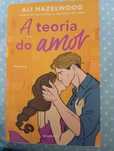 Livro "A teoria do amor" da Ali Hazelwood