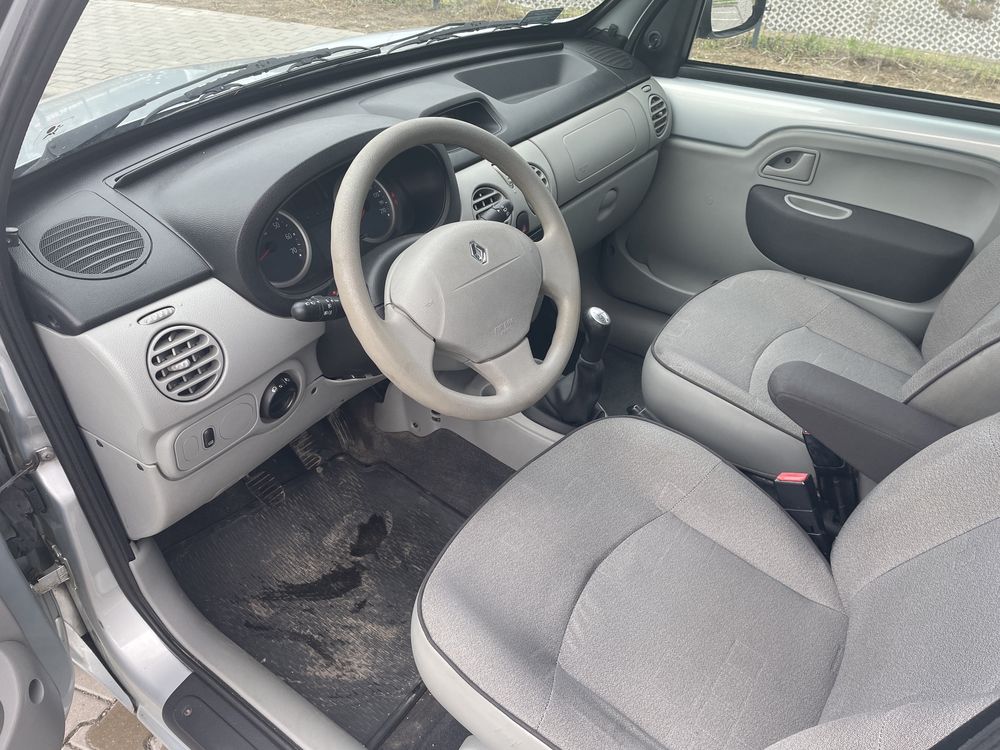 Renault kangoo 1.5 dci pierwszy właściciel polski salon.