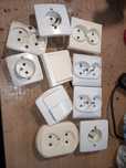 Gniazda elektryczne używane