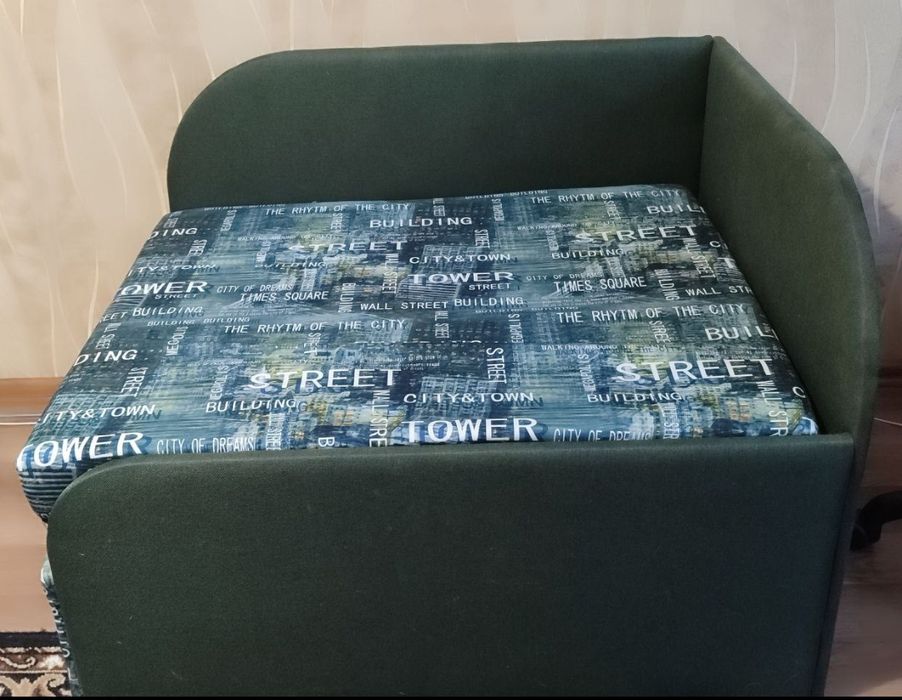 Продам диван -ліжко з ящиком для речей