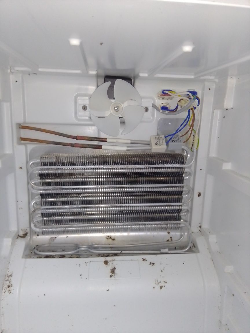 Холодильник  Electrolux