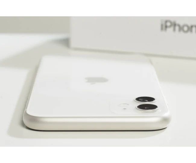 iPhone 11 64gb White