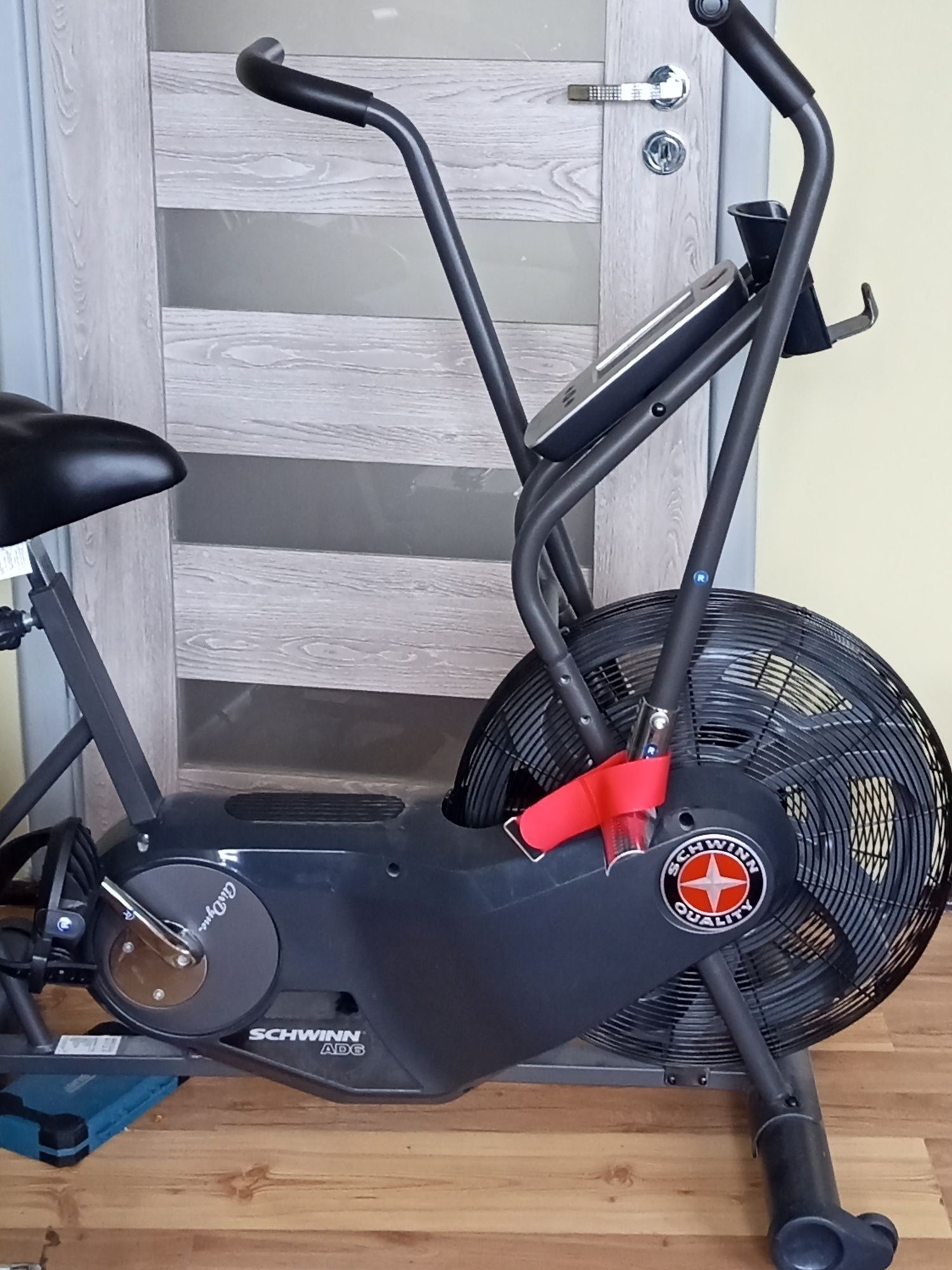 Rowerek stacjonarny powietrzny